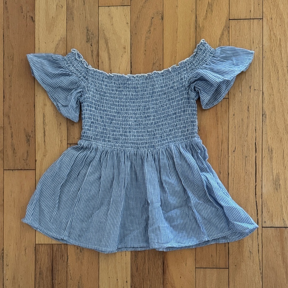 American Eagle Outfitters | Blue Smocked Top | size XS